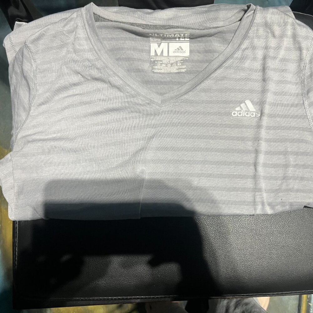 Adidas shirt Size M